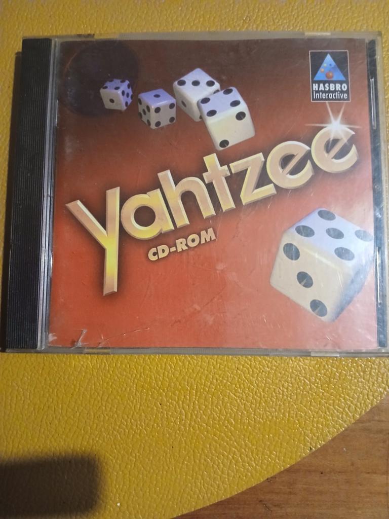 Cd Rom dobbelspel Yahtzee op je computer, 1 speler, Ophalen, Zo goed als nieuw, Vanaf 3 jaar