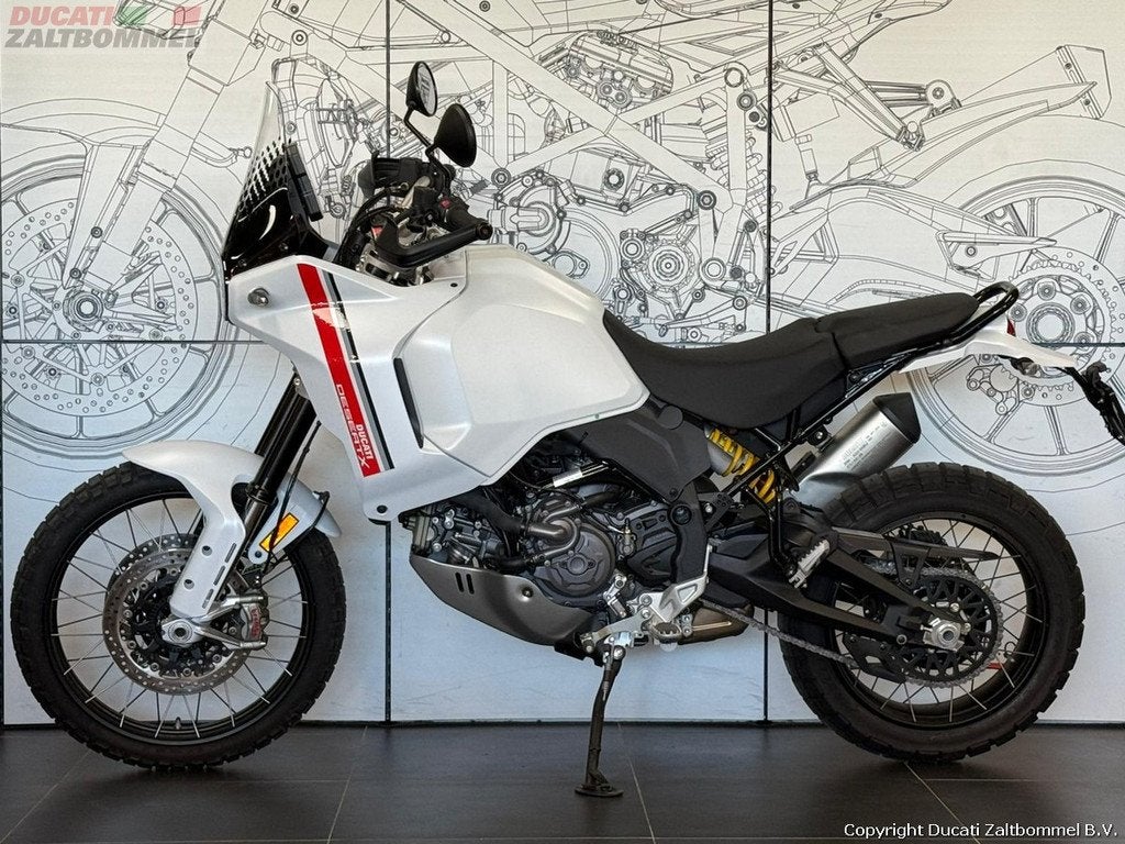 Ducati DESERTX (bj 2022), Bedrijf, Meer dan 35 kW, Overig, 937 cc