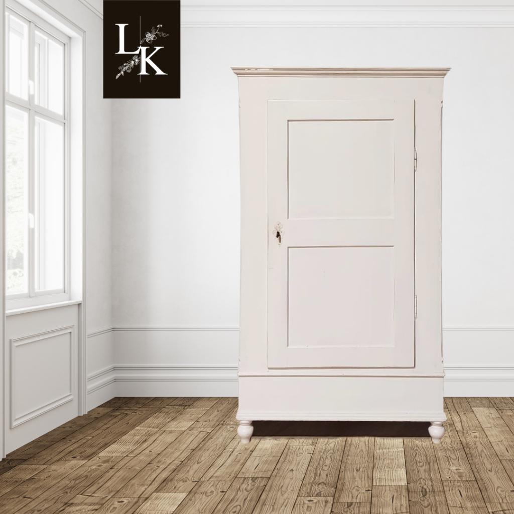 Landelijke klassieke kast, eendeurskast,linnenkast, hangkast