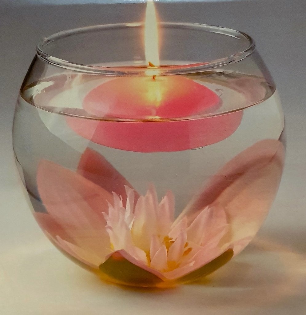 Bolvaas met drijfkaars en lelie - Nieuw, Ophalen, Nieuw, Inclusief decoratie, Glas