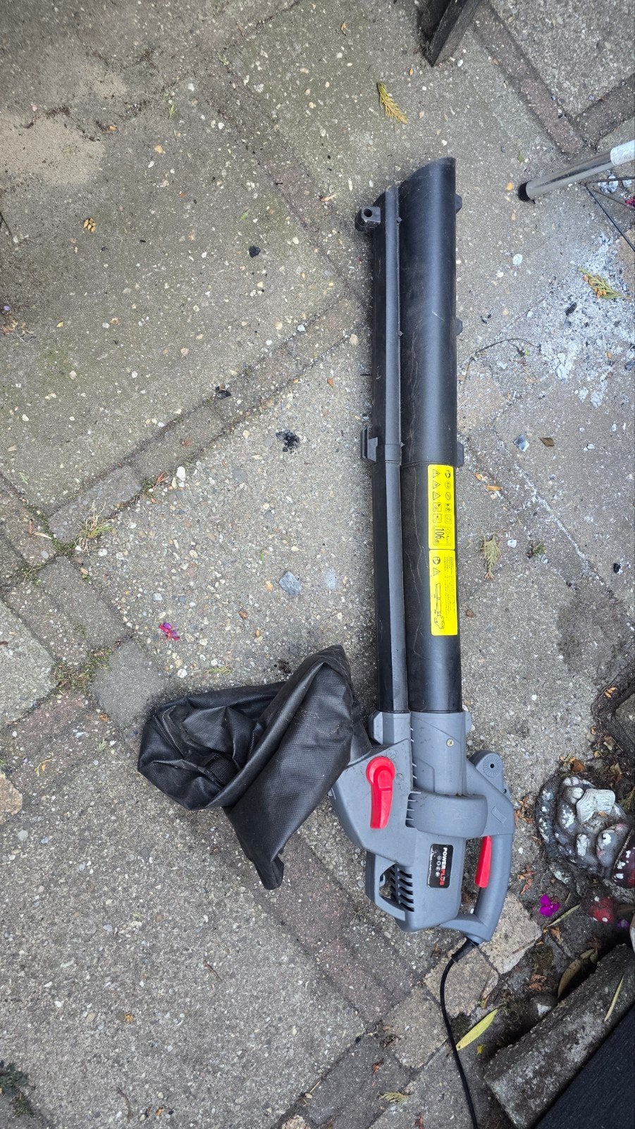 3-in-1 Bladblazer, Bladzuiger & Versnipperaar 3300W, Ophalen, Gebruikt, Powerplus, Met opvangzak