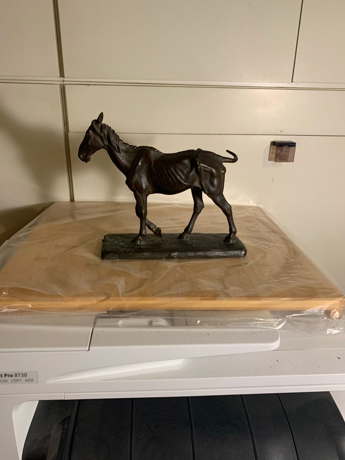 Vintage Bronzen Paard Sculptuur - Magere Knol, Antiek en Kunst, Kunst | Beelden en Houtsnijwerken, Ophalen, 20 - 50 cm, Beeld