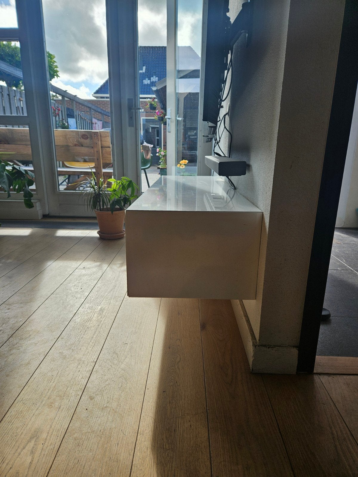 Witte zwevende tv-kast 150x42x30 cm, Ophalen, Gebruikt, 150 tot 200 cm, Minder dan 100 cm