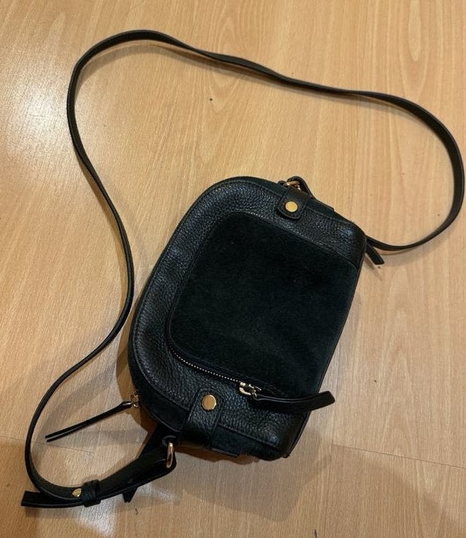 & Other Stories leren crossbody groen met suede voorvak, Verzenden, Zo goed als nieuw, Groen, Schoudertasje