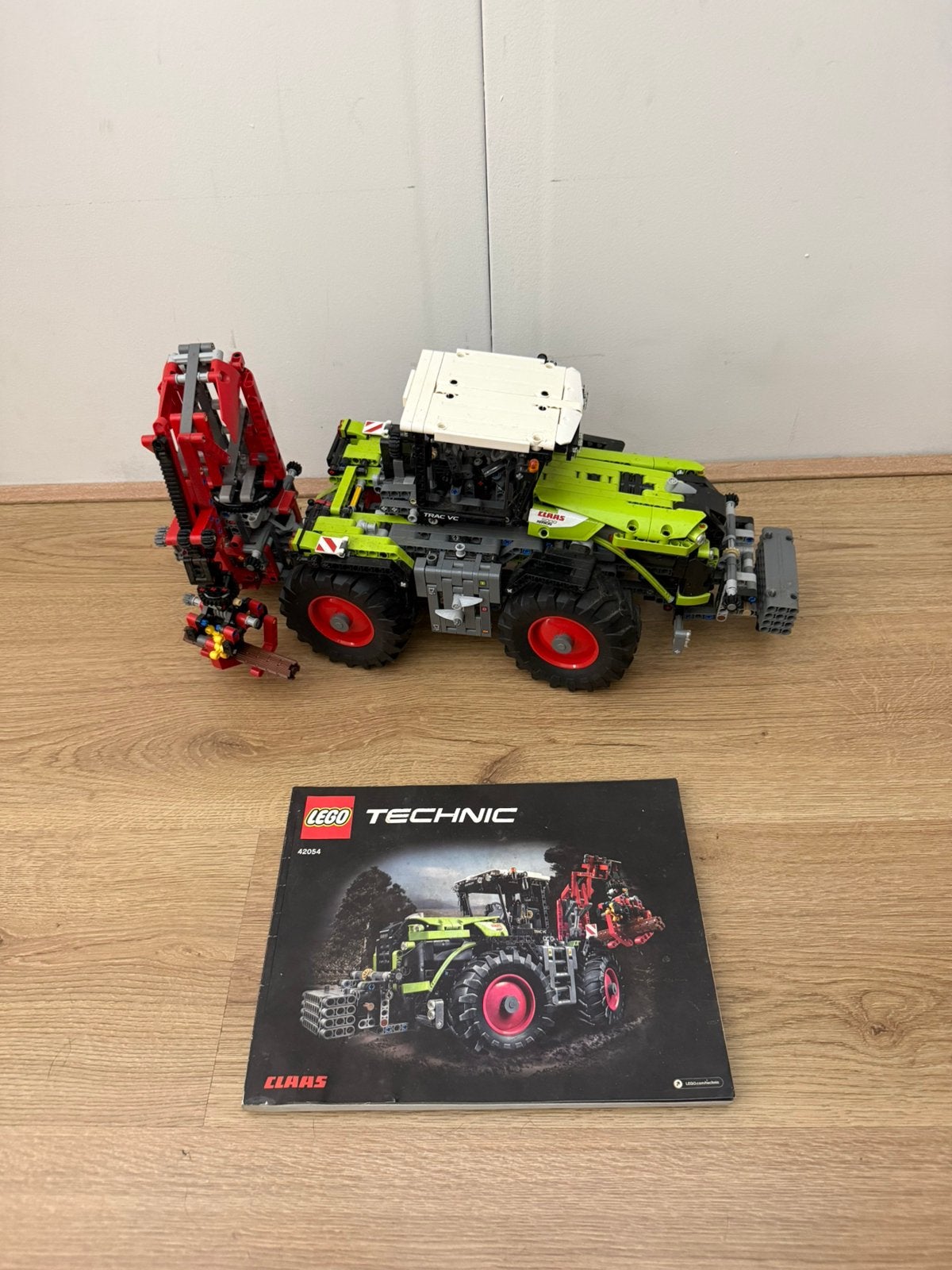 lego technic 42054 claas xerion 5000 trac, Ophalen, Zo goed als nieuw