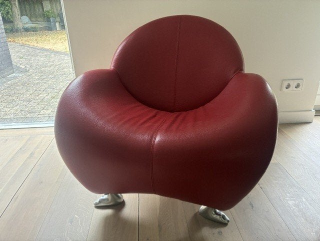 Leolux fauteuil Papgeno kleur Ferrari, Ophalen, Modern - design, Zo goed als nieuw, 75 tot 100 cm