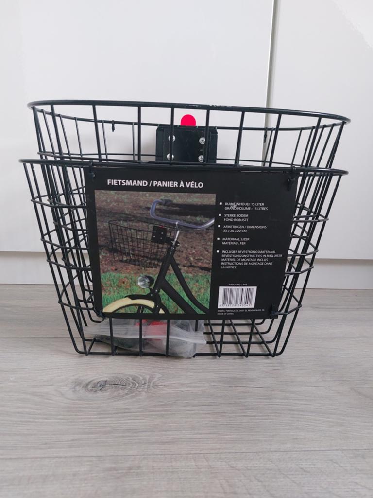 Nieuwe zwarte fietsmand met stuurbevestiging, Fietsen en Brommers, Fietsaccessoires | Fietsmanden, Ophalen