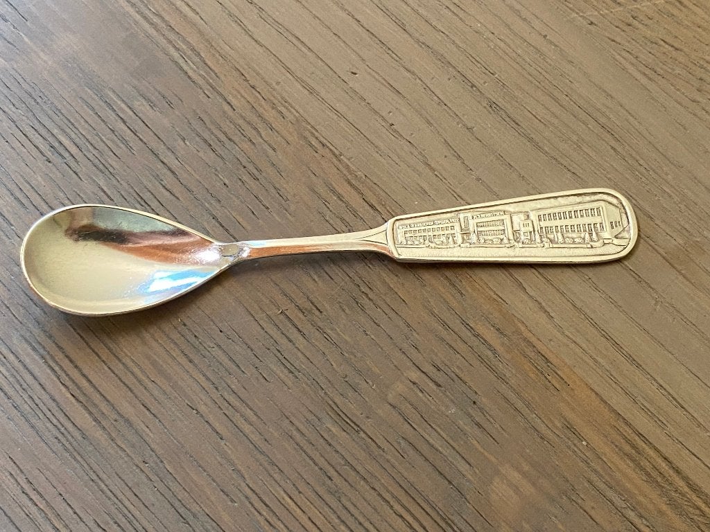 Uniek verzilverd Sola herdenkingslepeltje (1937), Ophalen of Verzenden, Zo goed als nieuw, Gebruiksvoorwerp