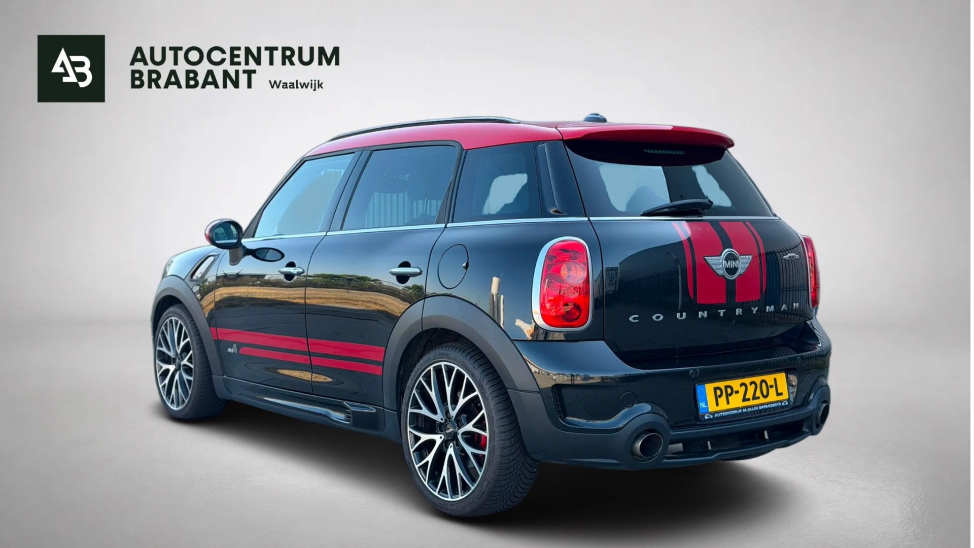 Mini Countryman 1.6 John Cooper Works ALL4 LAGE KM! | 218PK, Auto's, Mini, Euro 5, Gebruikt, Zwart, Zwart
