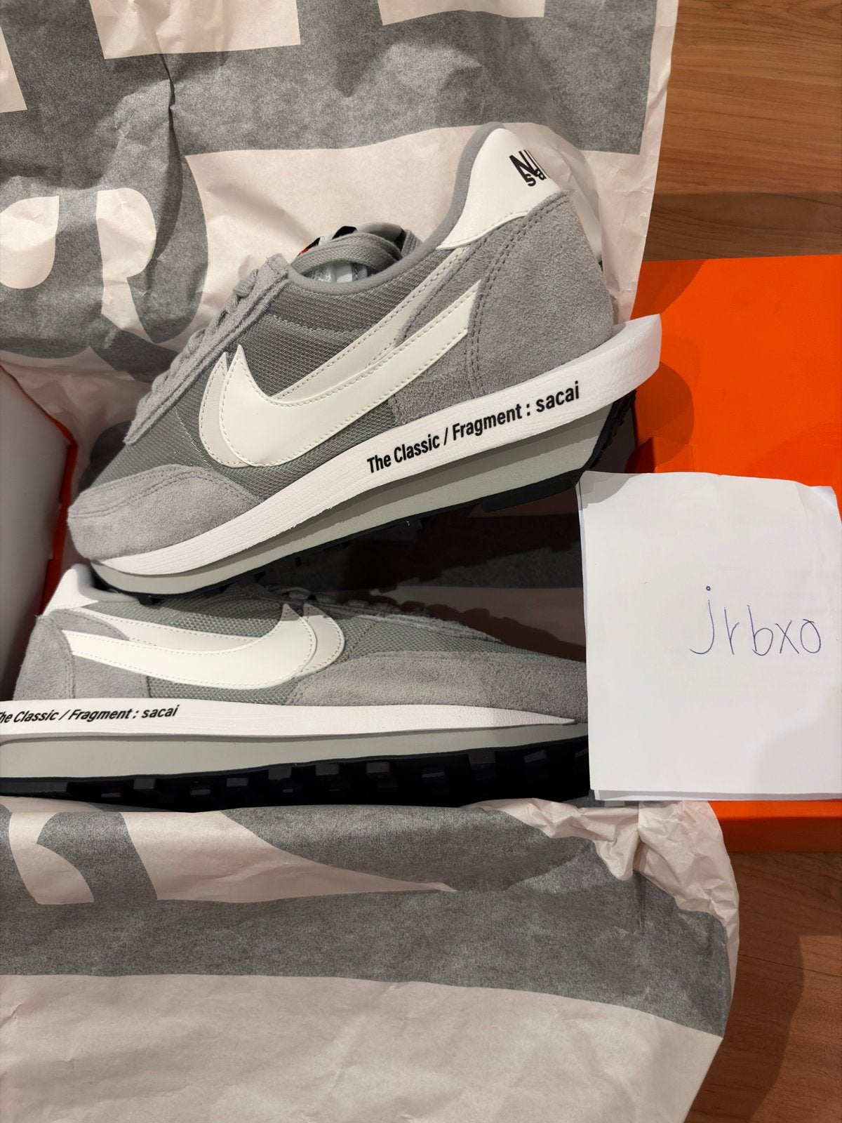 Nike LD Waffle Sacai x Fragment Design Grey EU 46 / US 12, Kleding | Heren, Schoenen, Verzenden, Nieuw, Overige kleuren, Sneakers of Gympen