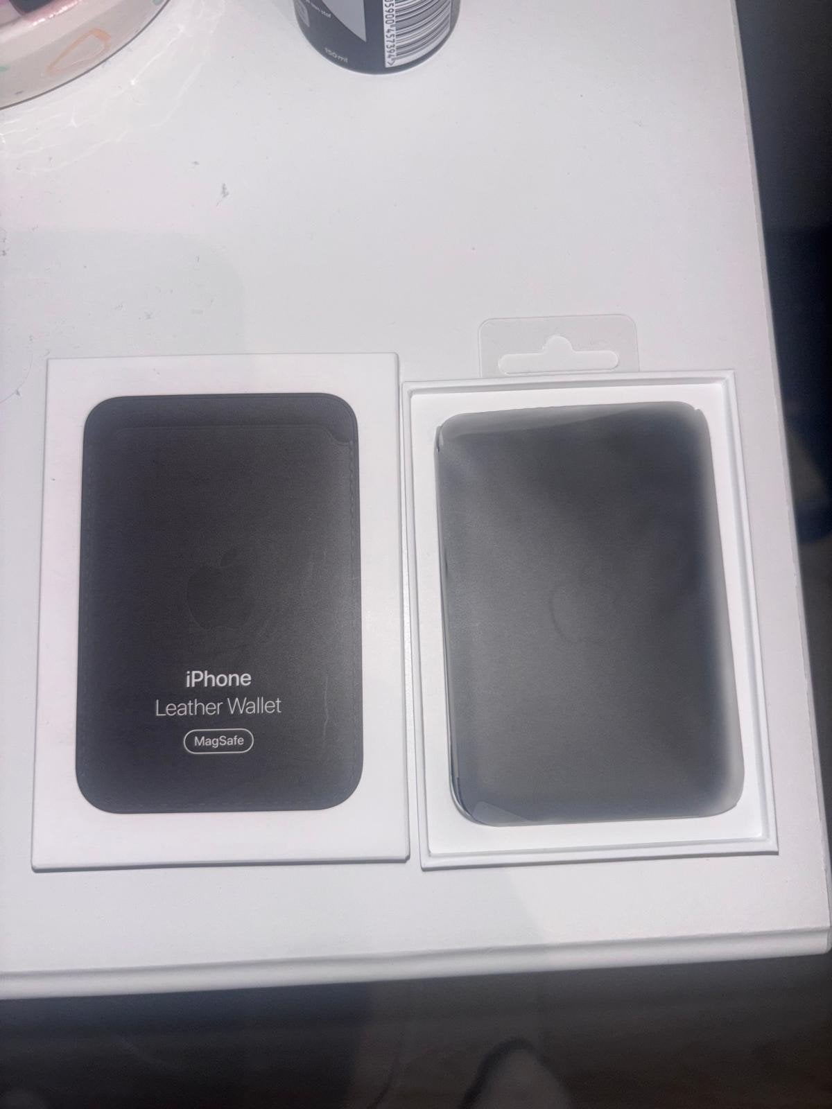 Apple iPhone Leren Portemonnee met MagSafe - Zwart