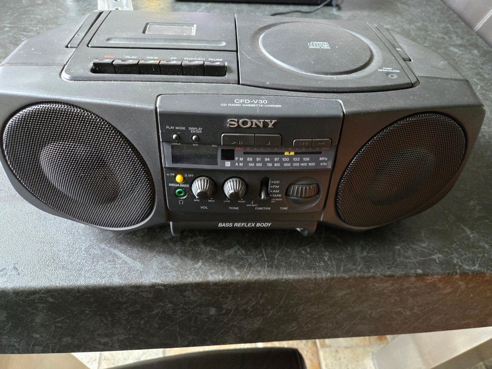 Sony CFD-V30 CD Radio Cassette-Corder - Draagbaar, Audio, Tv en Foto, Ophalen of Verzenden, Gebruikt, Sony, Draagbaar