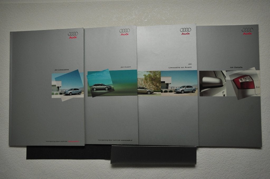 AUDI A4 DOCUMENTATIE, Boeken, Ophalen of Verzenden, Zo goed als nieuw, Audi AG, Audi