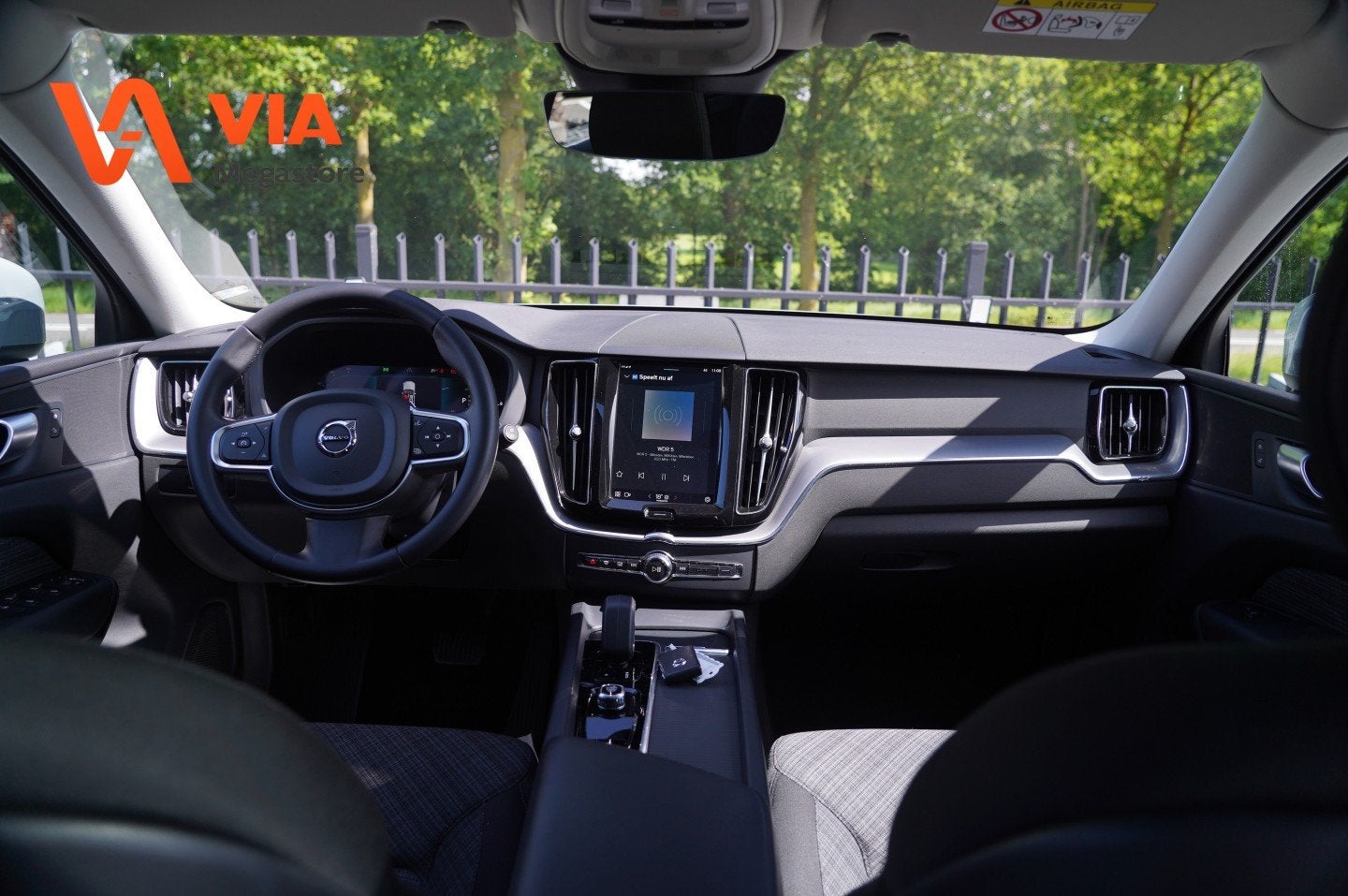 Volvo XC60 Recharge T6 PHEV | Inscription | Pano | Navi | Ca, Auto's, Volvo, Automaat, Gebruikt, Huisgarantie, 4 cilinders