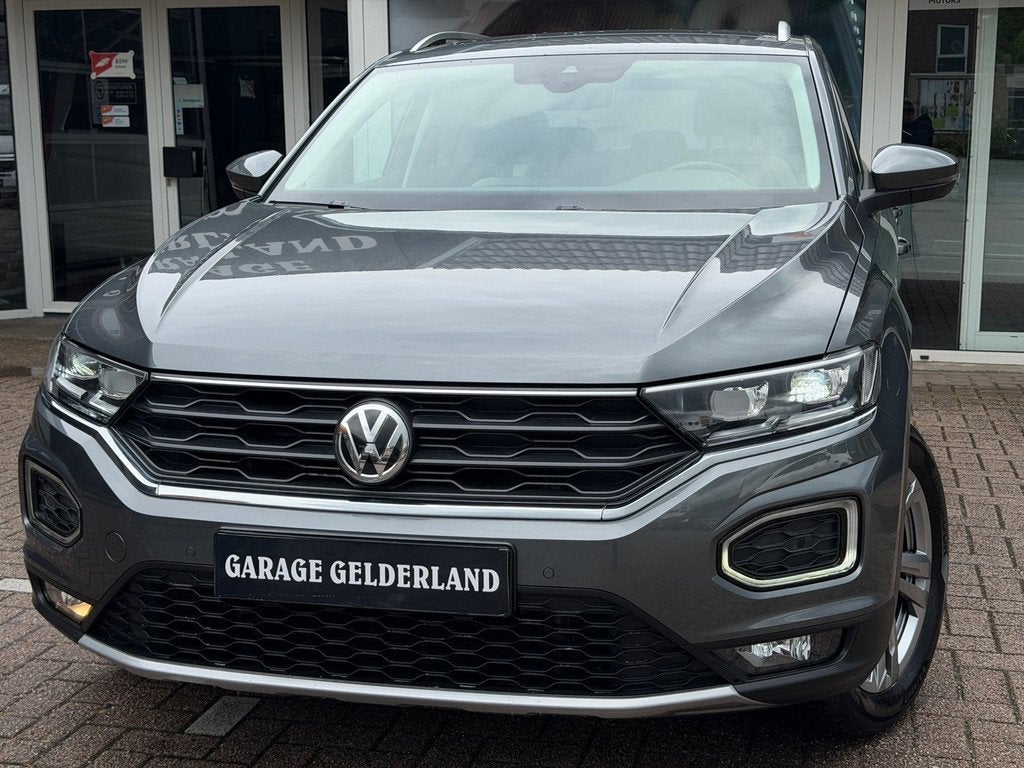 Volkswagen T-Roc 1.5 TSI Sport | Virtual-Cockpit | ACC | Cli, Stof, Zwart, 4 cilinders, 150 pk