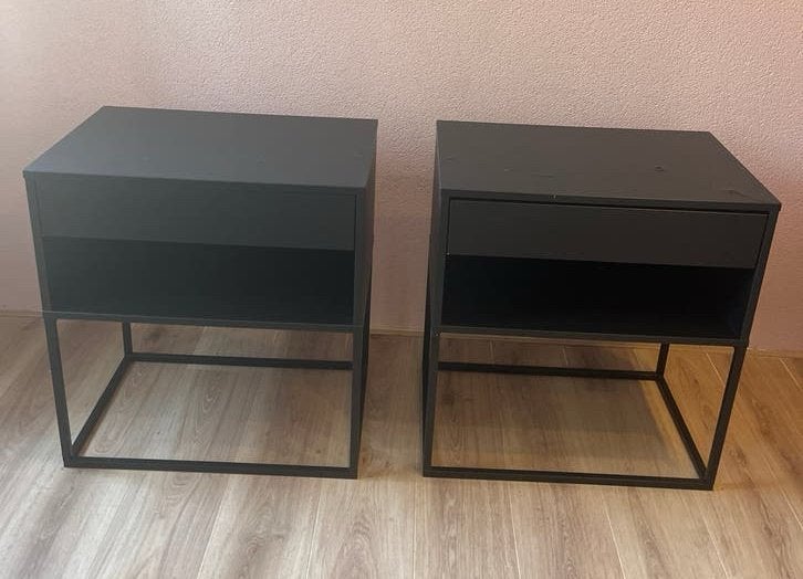 2 zwarte IKEA nachtkastjes met lade, Ophalen, Gebruikt, 55 tot 70 cm, 45 tot 65 cm