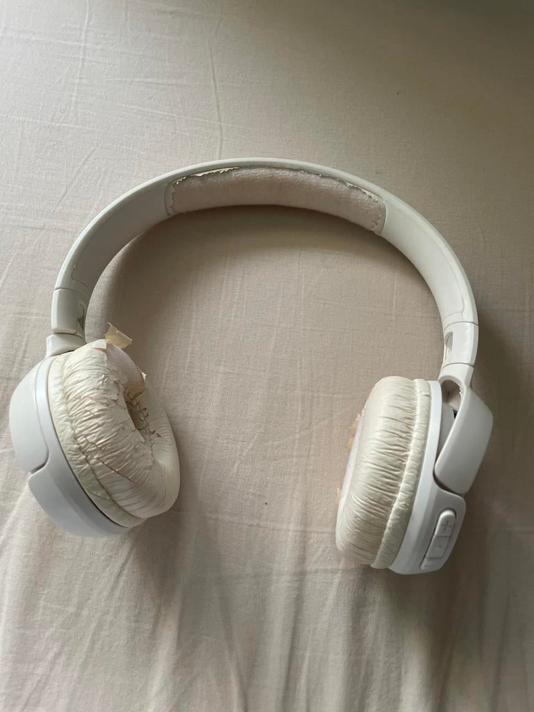 JBL TUNE 500BT Draadloze On-Ear Koptelefoon - Wit, Ophalen of Verzenden, Gebruikt, Overige merken, Draadloos
