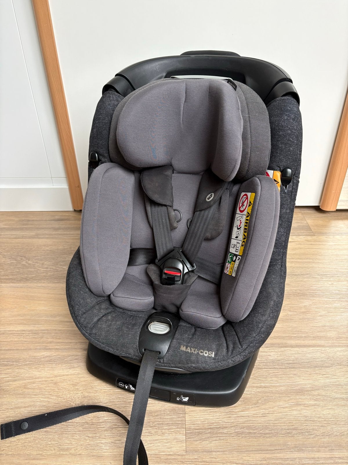 Maxi-Cosi AxissFix Plus autostoel - incl zonneklep, Ophalen, 0 t/m 18 kg, Verstelbare rugleuning, Zo goed als nieuw