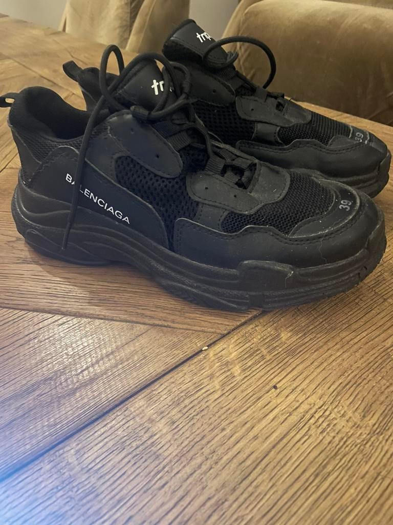 Balenciaga dames sneakers schoenen maat 39, Ophalen of Verzenden, Zo goed als nieuw, Zwart, Sneakers of Gympen
