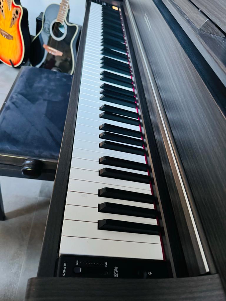 Yamaha Clavinova CLP-675 Digitale Piano, Muziek en Instrumenten, Piano's, Zwart, Digitaal, Ophalen of Verzenden, Zo goed als nieuw