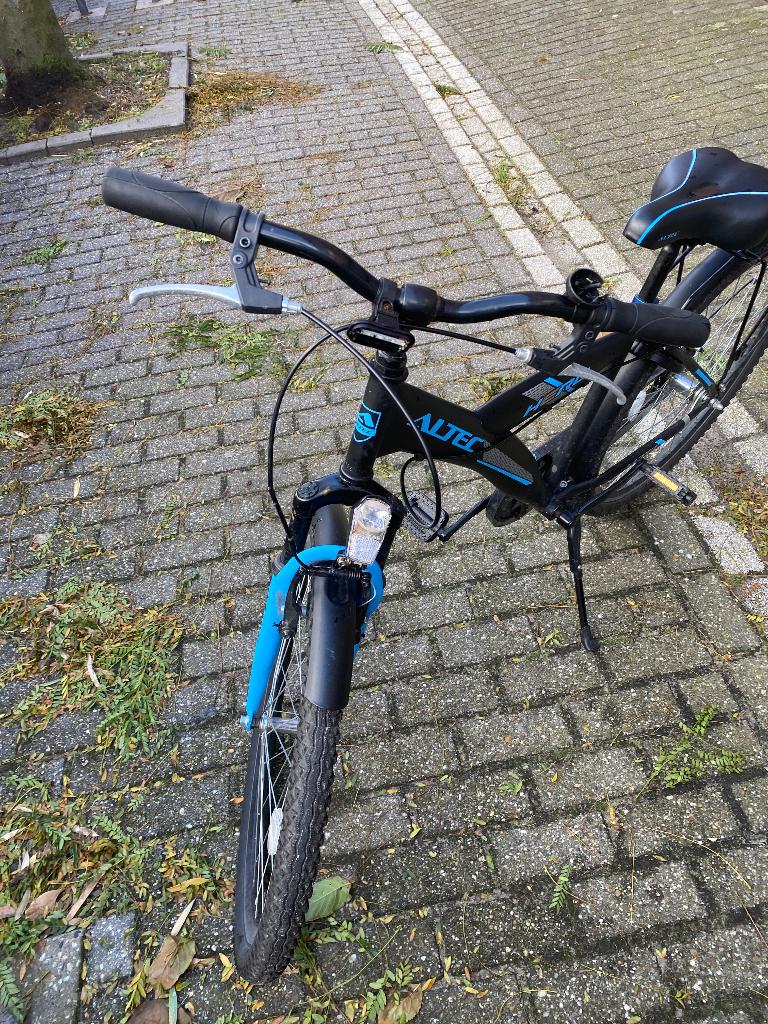 24 inch jongens fiets, Ophalen, Zo goed als nieuw
