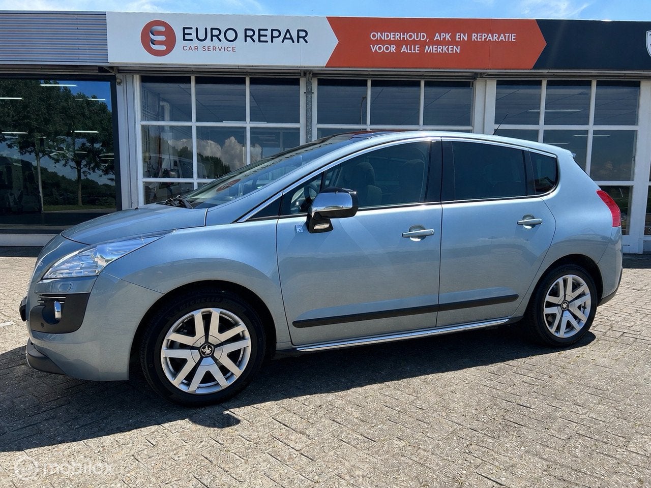Peugeot 3008 2.0 HDiF HYbrid4 Blue Lease Executive, Auto's, Peugeot, Automaat, Euro 5, 4 cilinders, Blauw