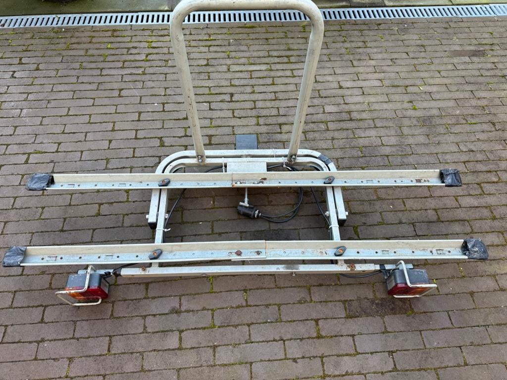 Fietsendrager, Ophalen, 2 fietsen, Gebruikt, Trekhaakdrager