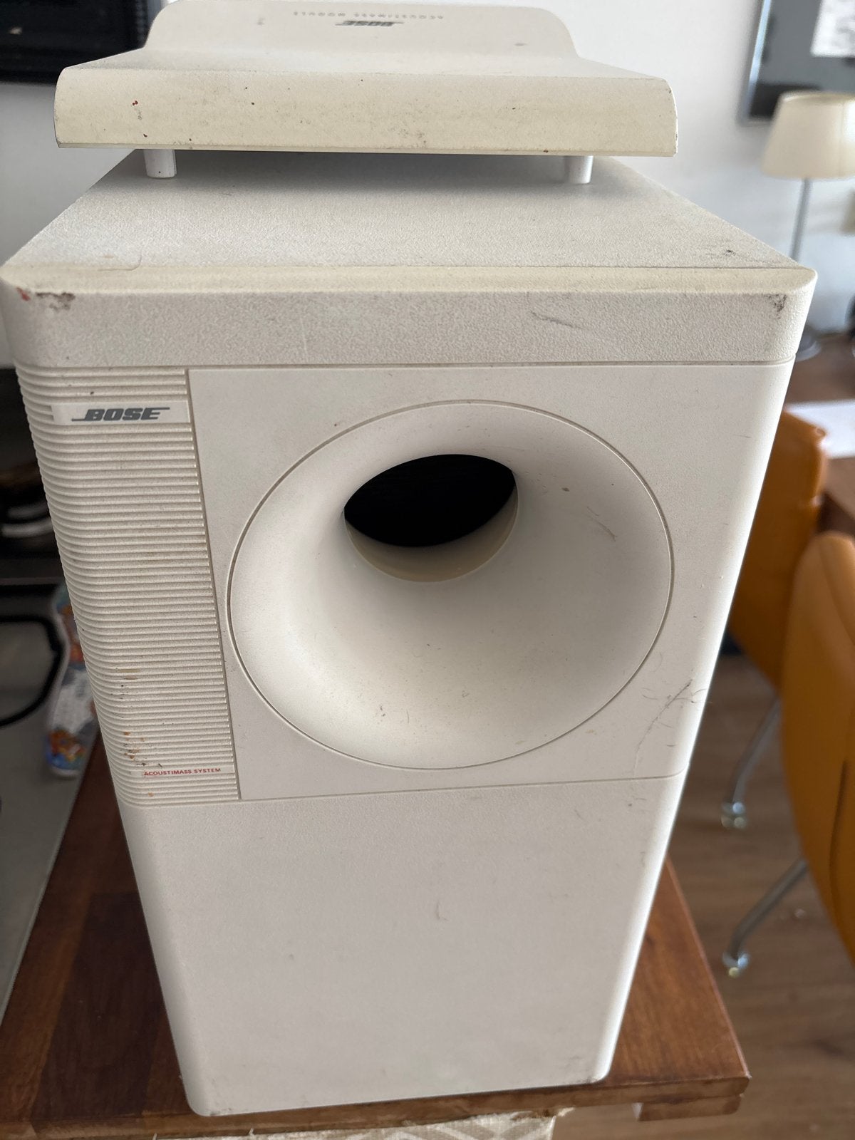 Bose Acoustimass System Subwoofer - Wit, Gebruikt, Subwoofer, Ophalen of Verzenden, 60 tot 120 watt