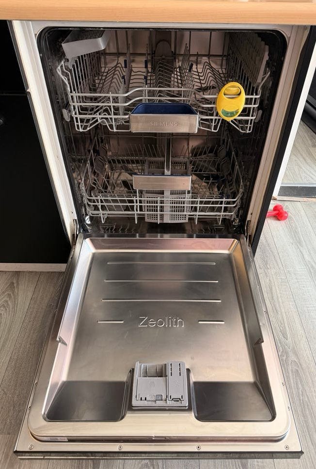 Siemens vaatwasser in perfecte staat - wegens verhuizing, Ophalen, 60 cm of meer, Zo goed als nieuw, Energieklasse A of zuiniger