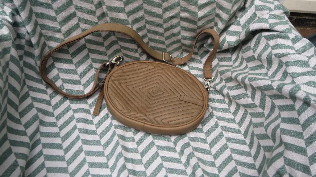 Aunts & Uncles leren tas, taupe bruin, ovaal 28x16x5cm, Overige merken, Bruin, Verzenden, Zo goed als nieuw