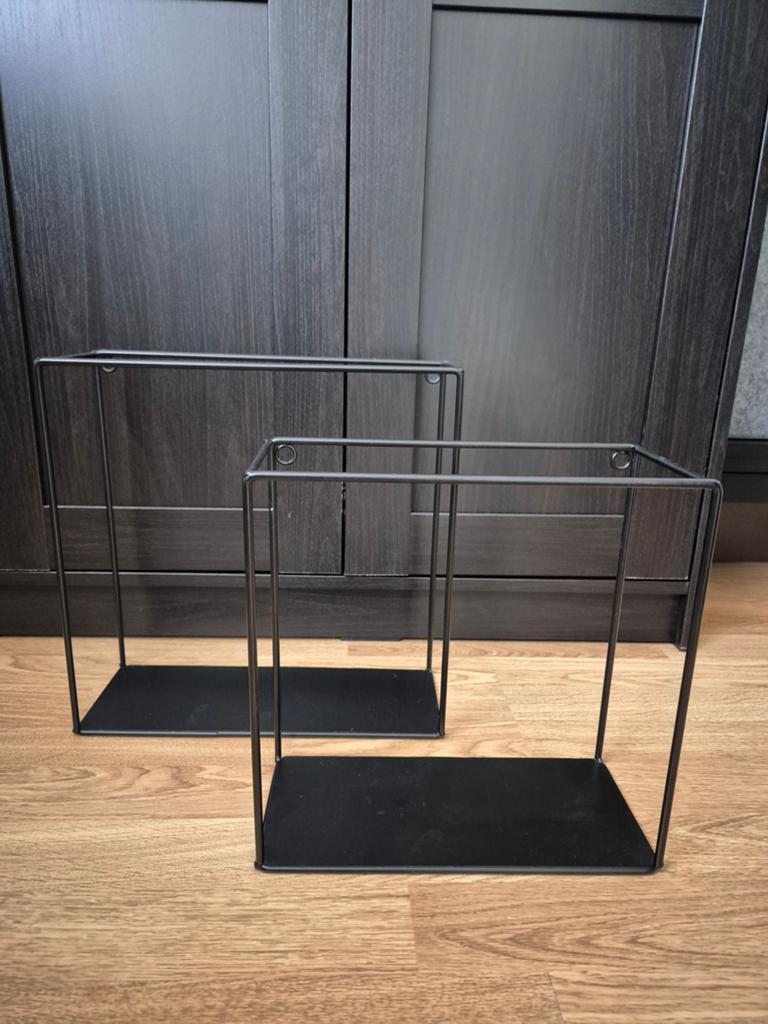 Metalen wandplankjes, Ophalen of Verzenden, Zo goed als nieuw