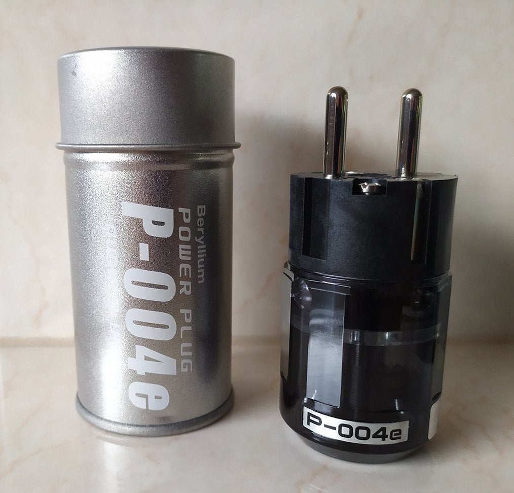 OYAIDE P-004E Schuko Power Connector Beryllium Copper 004, Verzenden, Nieuw, Minder dan 2 meter, Overige kabels
