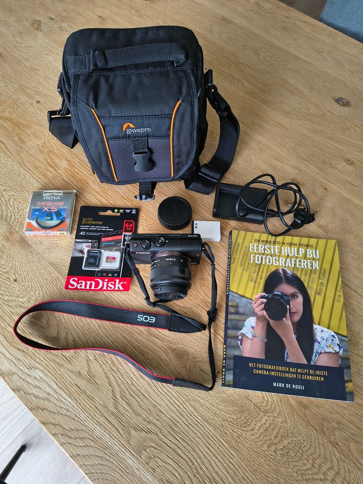 Canon EOS M100 digitale camera, Audio, Tv en Foto, Ophalen, Canon, Zo goed als nieuw, Bluetooth