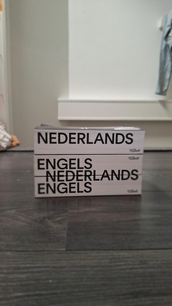 Van Dale Woordenboeken: Nederlands, E-NL, NL-E, Ophalen, Zo goed als nieuw, Van Dale, Nederlands