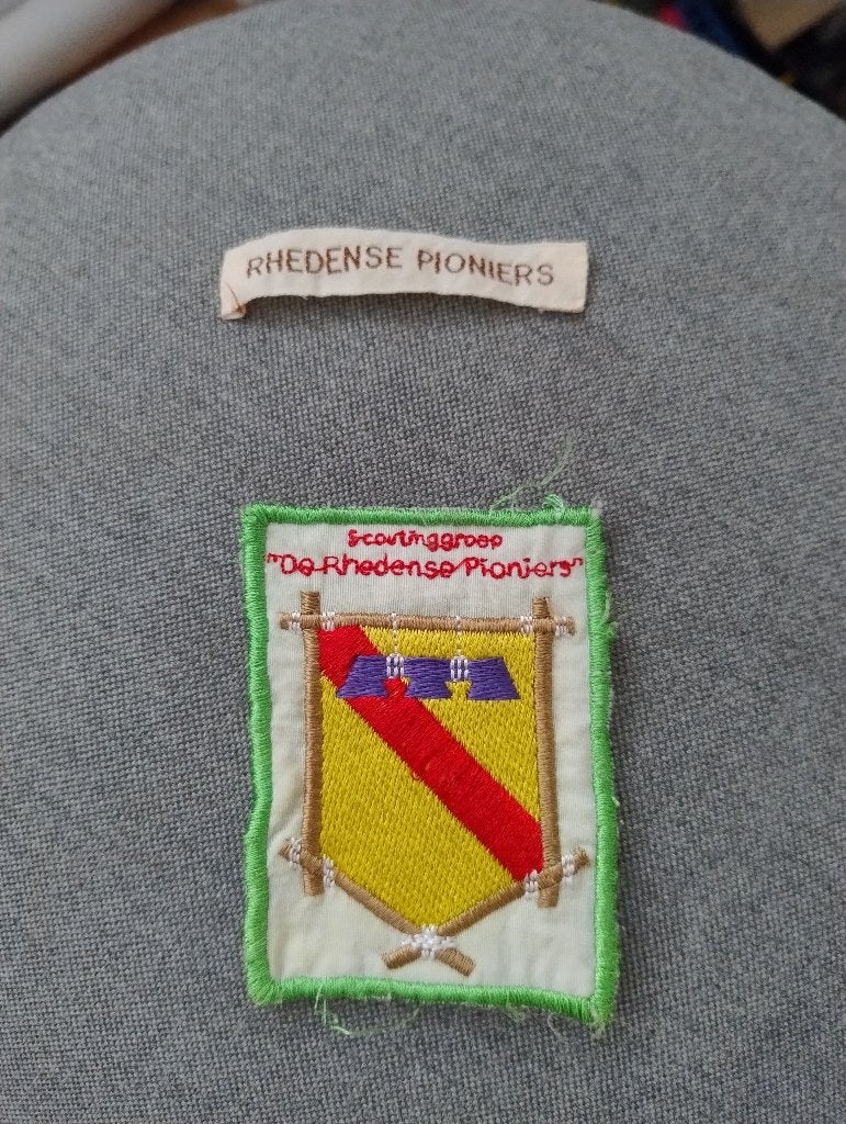 Rhedense pioniers insignes, Ophalen of Verzenden, Gebruikt, Embleem, Speld of Insigne