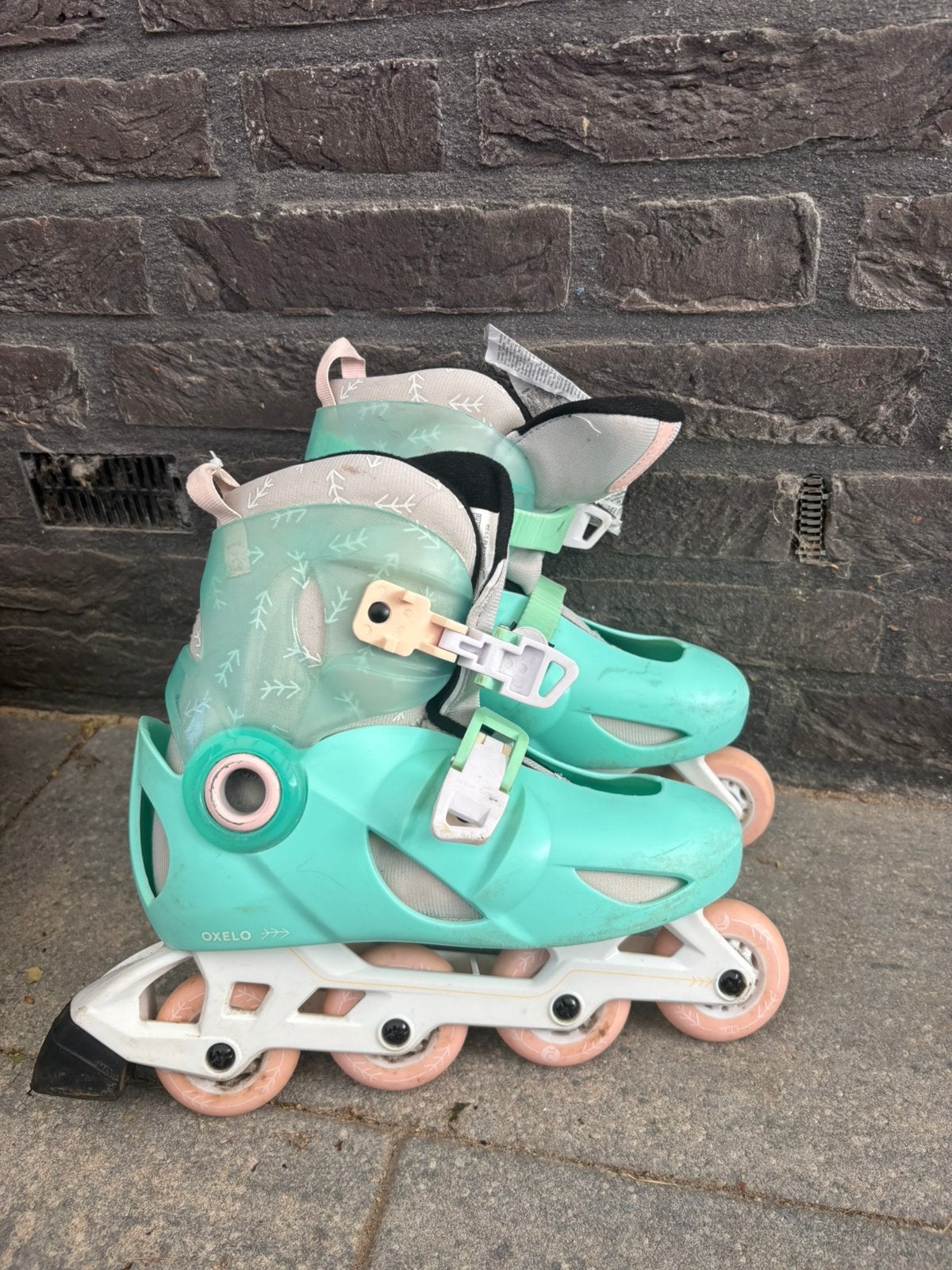 Skates Decathlon maat 34-36, Ophalen, Verstelbaar, Gebruikt, Kinderen