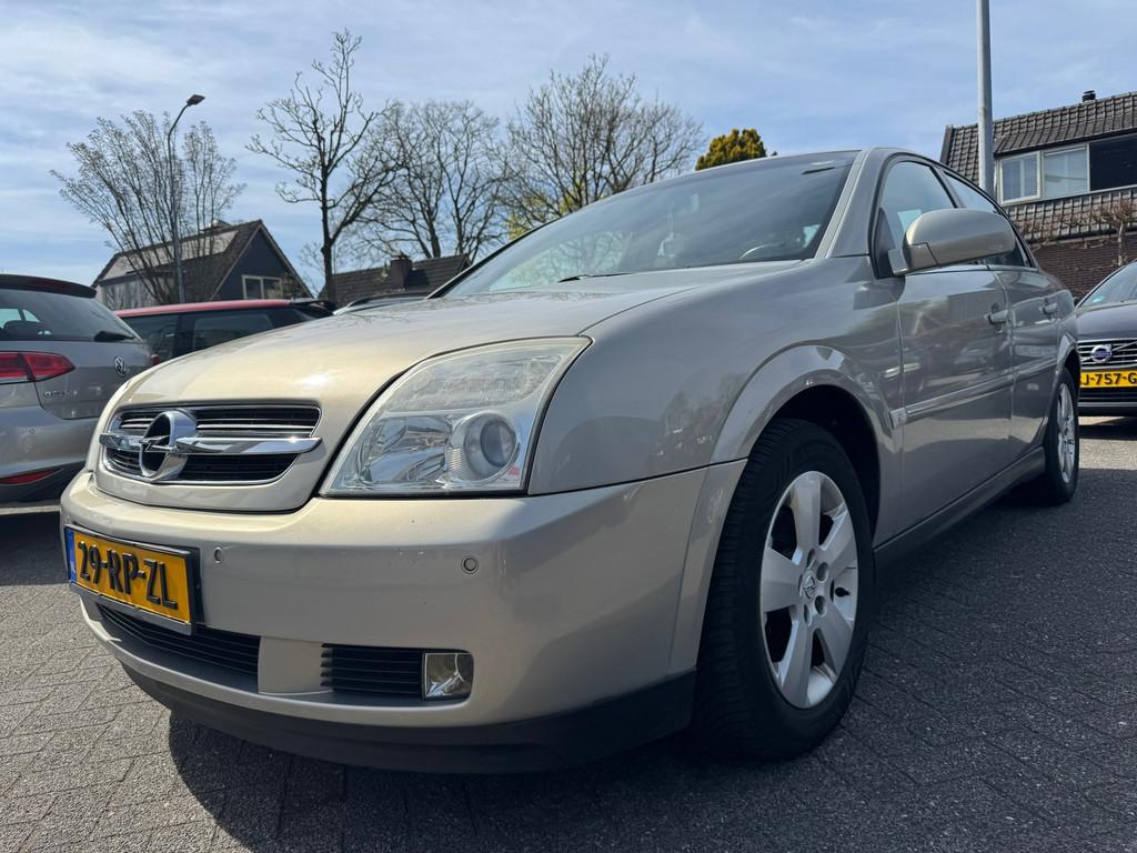 Opel Vectra 2.2-16V Elegance 155pk Automaat Lees advertentie, Auto's, Opel, Gebruikt, 4 cilinders, 715 kg, Vectra