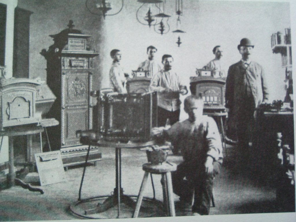 IJzer aan de Oude IJssel., Ophalen of Verzenden, R. van Wezel, 20e eeuw of later, Gelezen
