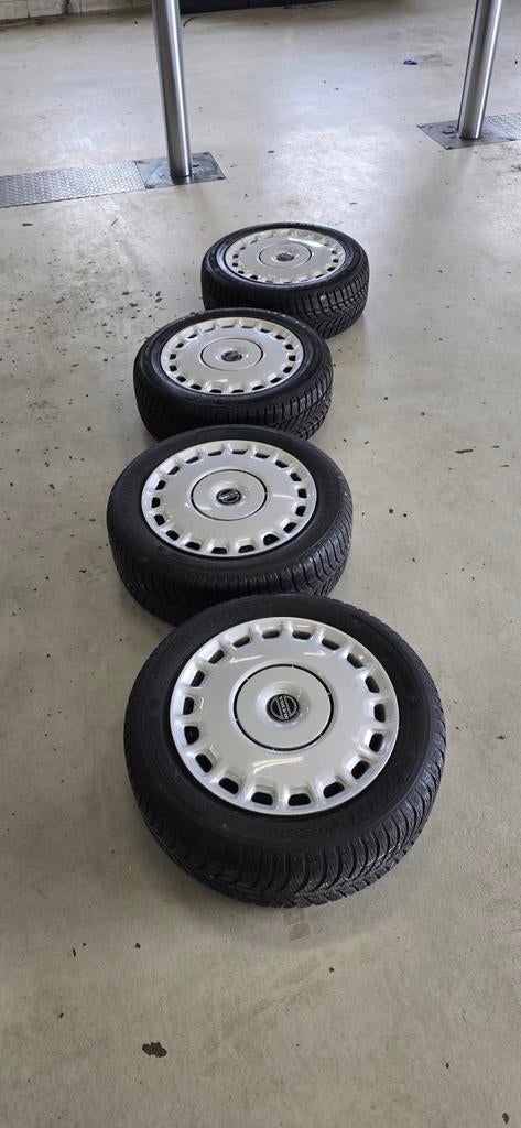 All season banden volvo/stalen velgen met all season banden, Ophalen, Gebruikt, 16 inch, Banden en Velgen