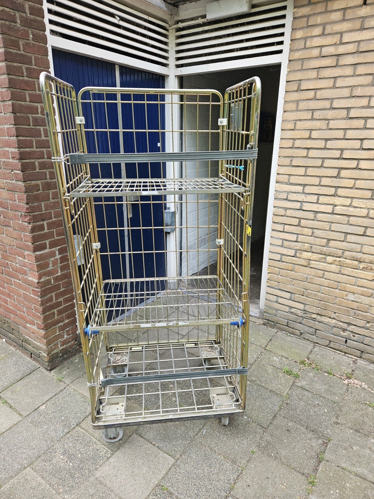 Stevige rolcontainer met 2 legborden - 180x80x60 cm, Ophalen, Gebruikt