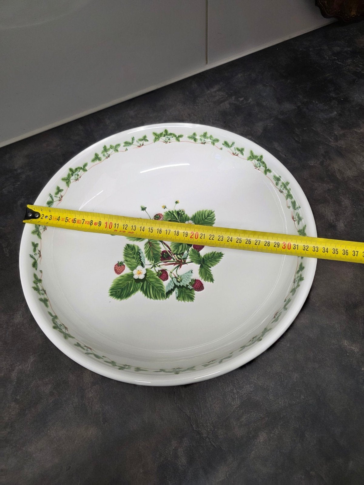 Portmeirion Summer Strawberries

Grote schaal 33cm, Ophalen of Verzenden, Zo goed als nieuw, Overige stijlen, Schaal of Schalen