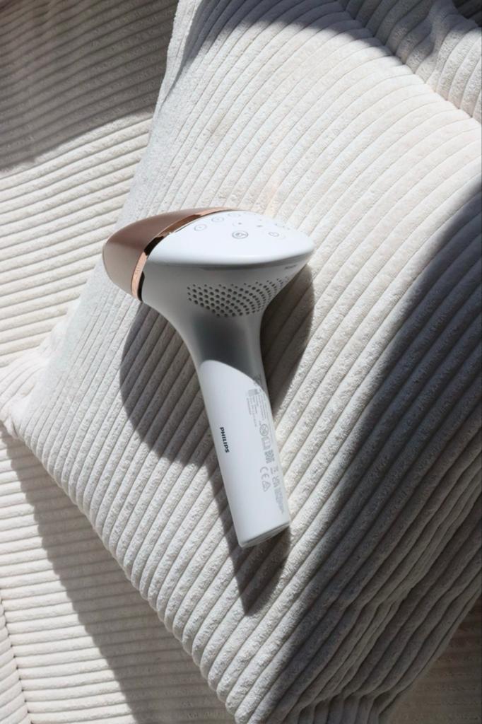 Philips Lumea IPL laser ontharing - Zo goed als nieuw, Ophalen of Verzenden, Zo goed als nieuw, Scheren en Epileren