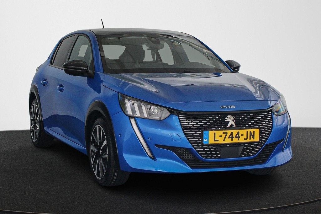 Peugeot 208 1.2 PureTech GT Pack Panoramadak Stoelverwarming, Auto's, Peugeot, Voorwielaandrijving, 101 pk, Gebruikt, Euro 6