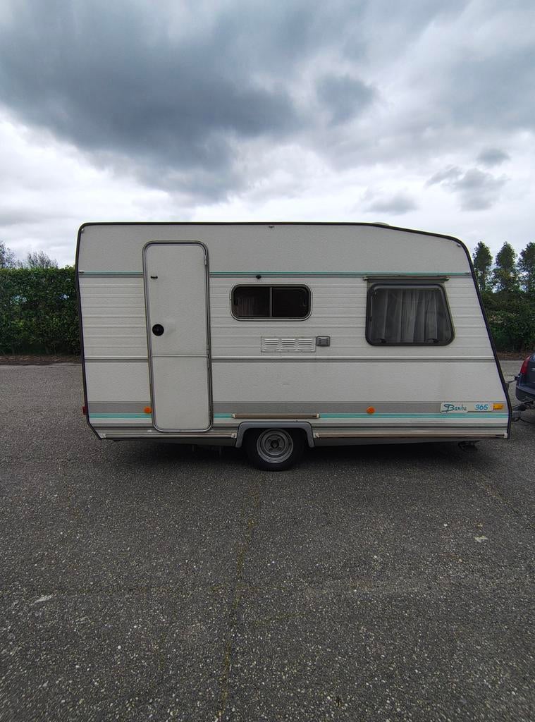 Leuke carevalair caravan  nieuwe adv 12/ 05 2026, Koelkast, Bedrijf, Treinzit, Dwarsbed