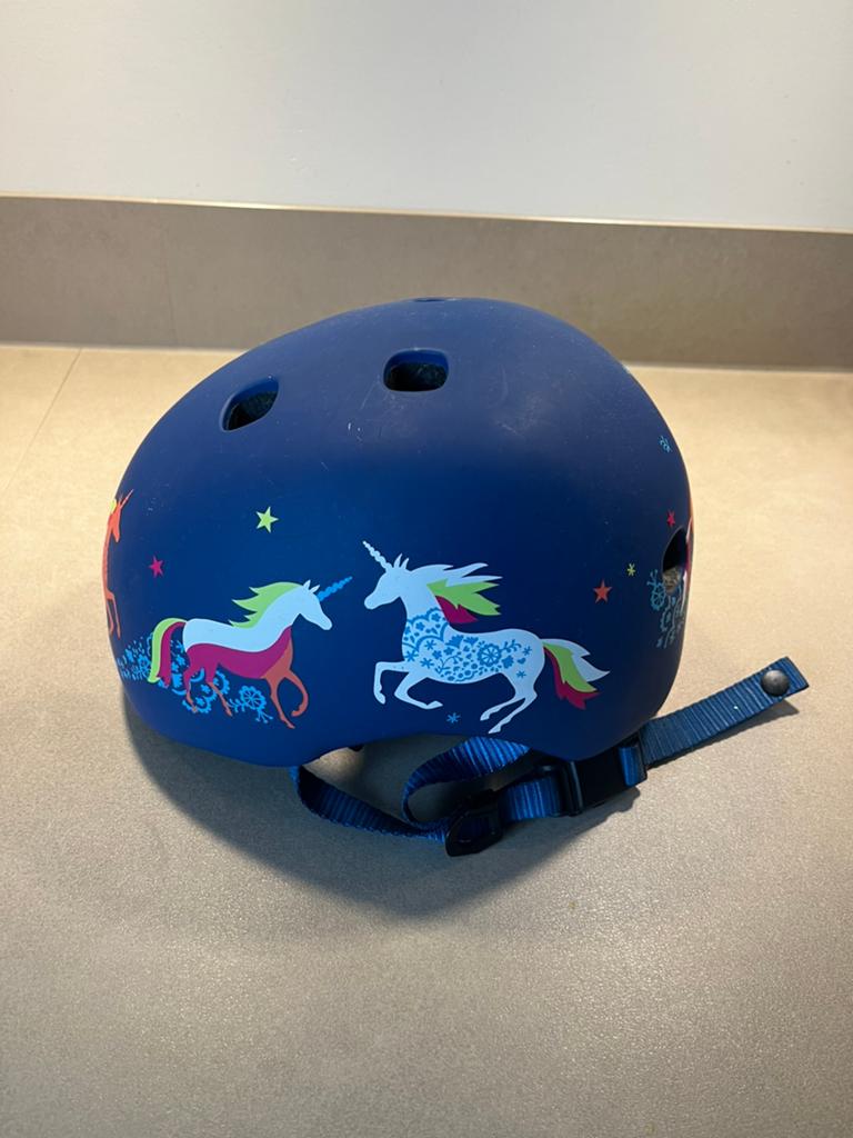 Micro Helm Eenhoorn - Kinderfietshelm maat 48-53, Ophalen of Verzenden, Zo goed als nieuw, Jongen of Meisje, Micro
