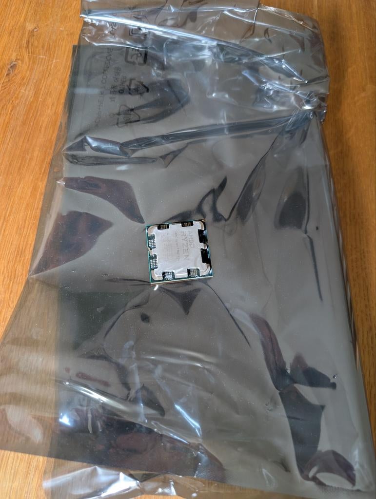 AMD Ryzen 7 7800 X3D processor, Computers en Software, Processors, 8-core, AMD Ryzen, Ophalen of Verzenden, Zo goed als nieuw