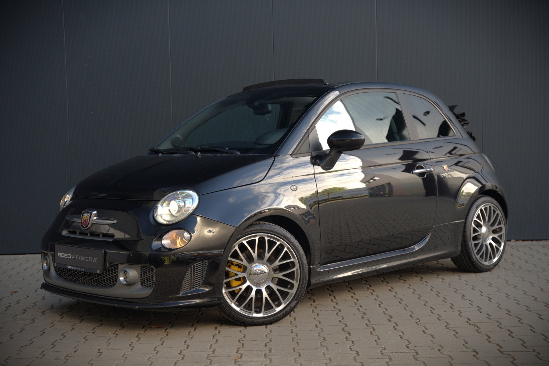 Abarth 500 C 1.4 T-Jet Abarth 595 Turismo | Stoelverwarming, Auto's, Abarth, Voorwielaandrijving, Euro 5, 15 km/l, Zwart