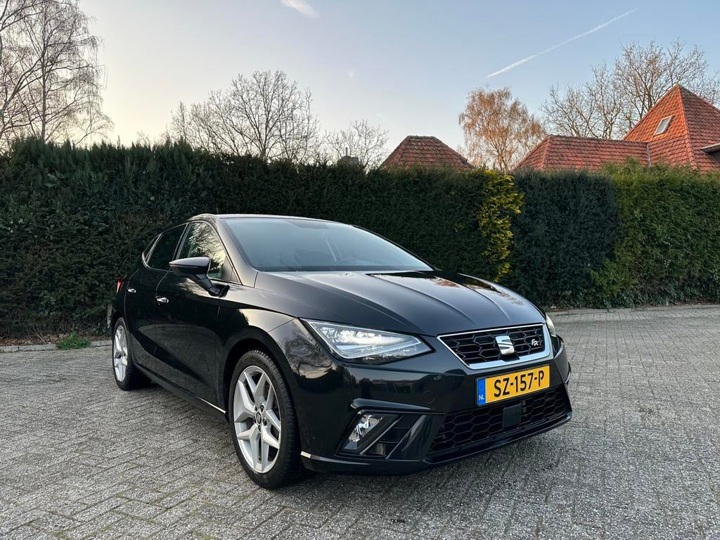 Seat Ibiza 1.0 FR | DSG | Camera | Cruise | Carplay, Auto's, Stof, 40 €/maand, Zwart, 580 kg