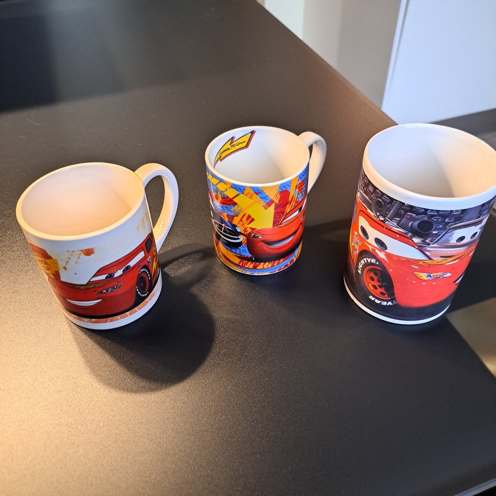 Set van 3 Cars mokken. Leuk voor de kleine Cars fan!, Ophalen of Verzenden, Nieuw, Overige stijlen, Kop(pen) en/of Schotel(s)