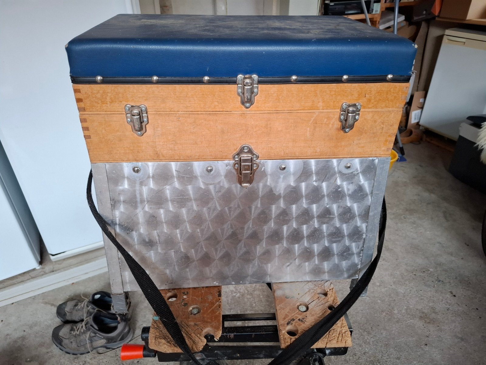 viskoffer, ook om op te zitten, Ophalen, Gebruikt, Koffer of Tas